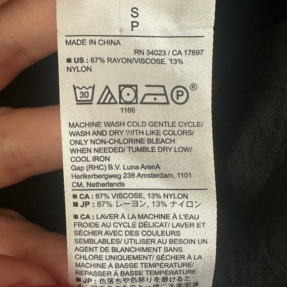 Banana Republic Black Keyhole Blouse - Picture 9 of 10